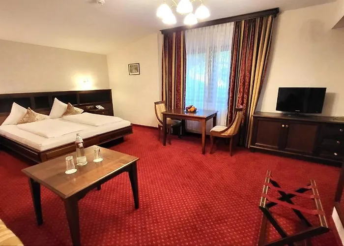 & Restaurant Batzenhaeusl Готель