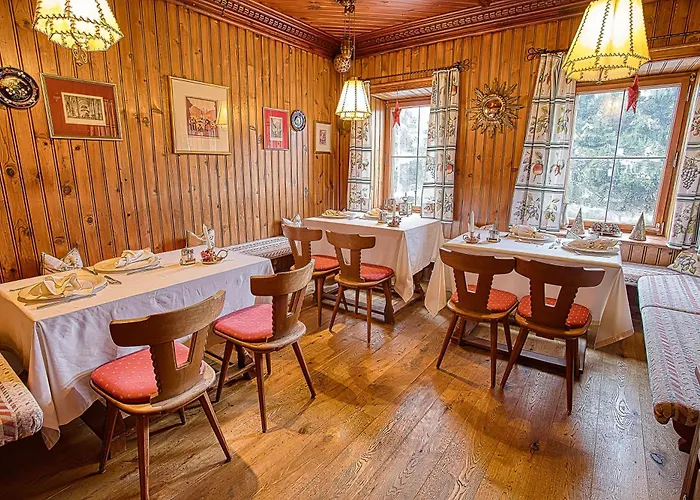 & Restaurant Batzenhaeusl Готель 4*