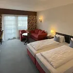Batzenhaeusl Tirol Hotel 4*