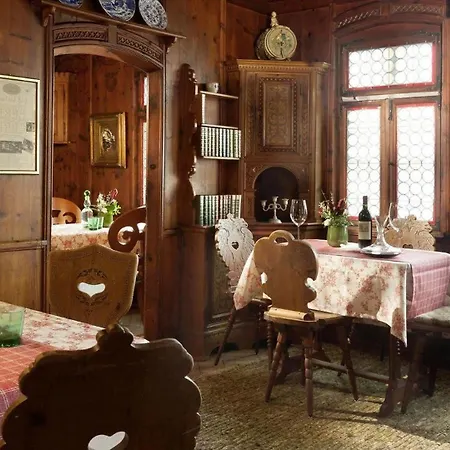 & Restaurant Batzenhaeusl Hotel