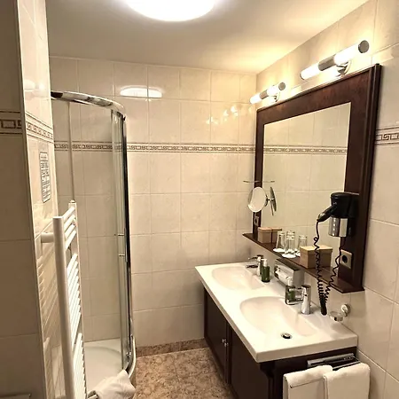 & Restaurant Batzenhaeusl