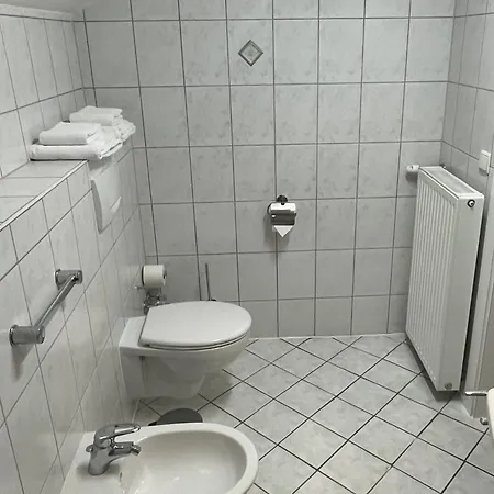 Batzenhaeusl מלון 4*