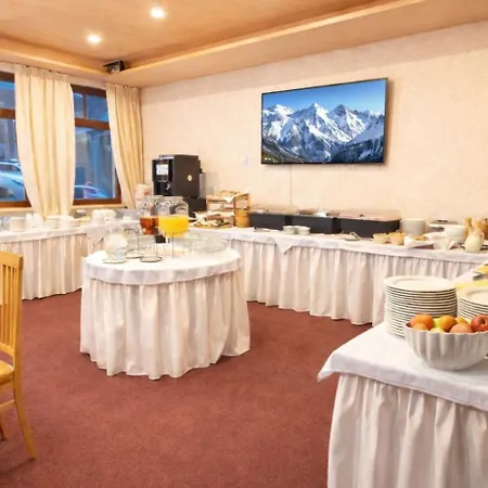 Hotel Batzenhaeusl 4*