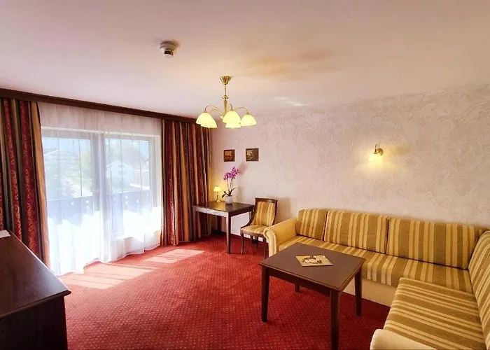 & Restaurant Batzenhaeusl Инсбрук