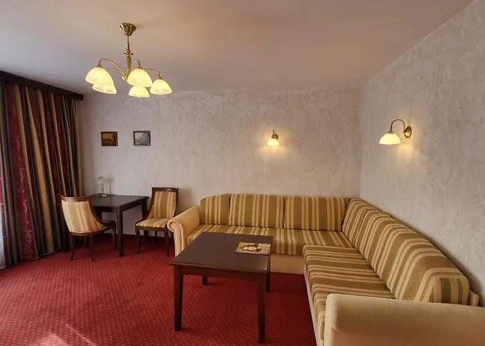 & Restaurant Batzenhaeusl 4*