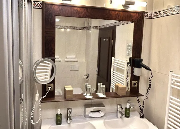 & Restaurant Batzenhaeusl Отель Инсбрук