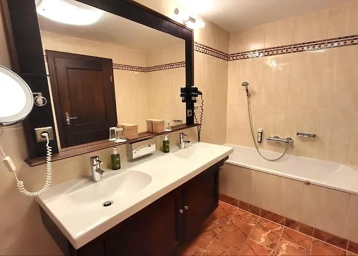 & Restaurant Batzenhaeusl 4* Инсбрук