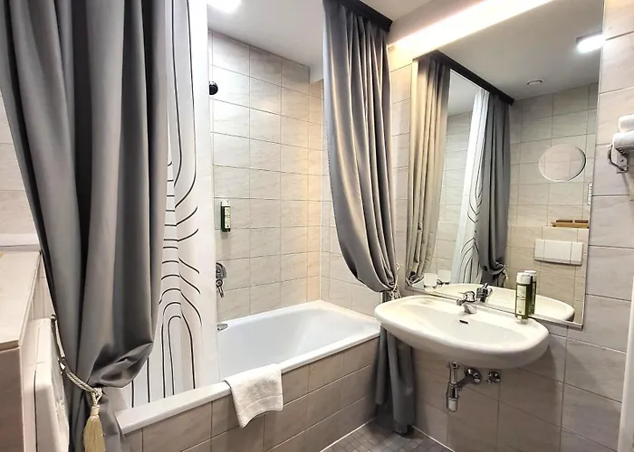 Отель & Restaurant Batzenhaeusl Инсбрук