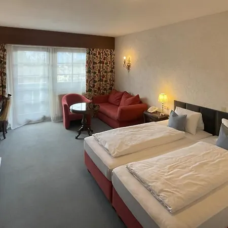 & Restaurant Batzenhaeusl Hotel 4*