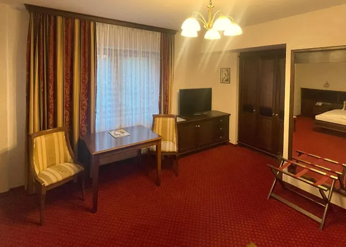 Ξενοδοχείο & Restaurant Batzenhaeusl 4*