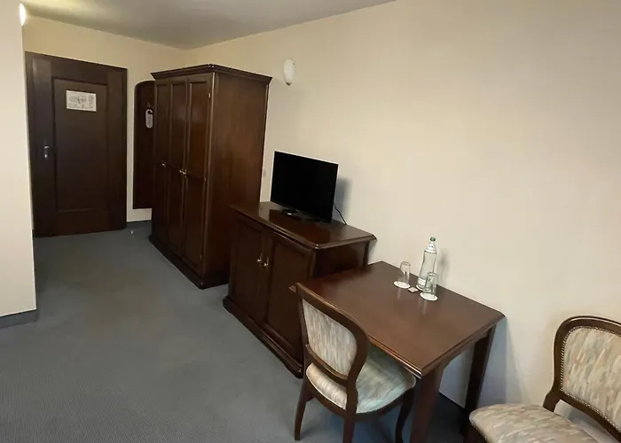 & Restaurant Batzenhaeusl Ίνσμπρουκ